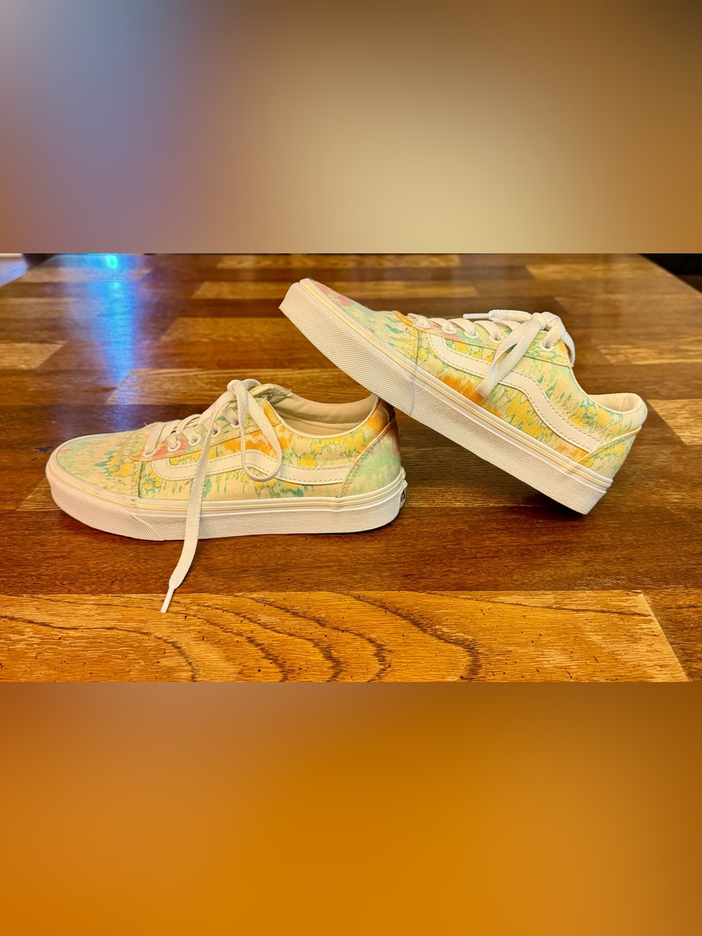 Vans Women’s Tie-Dye Low Top Sneakers